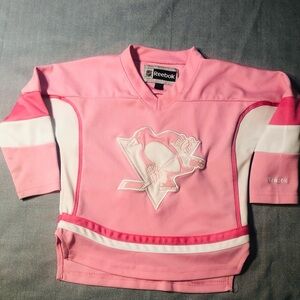 Reebok  Pink NHL Jersey Pittsburgh Penguins Breast Cancer Awareness Sz 3T